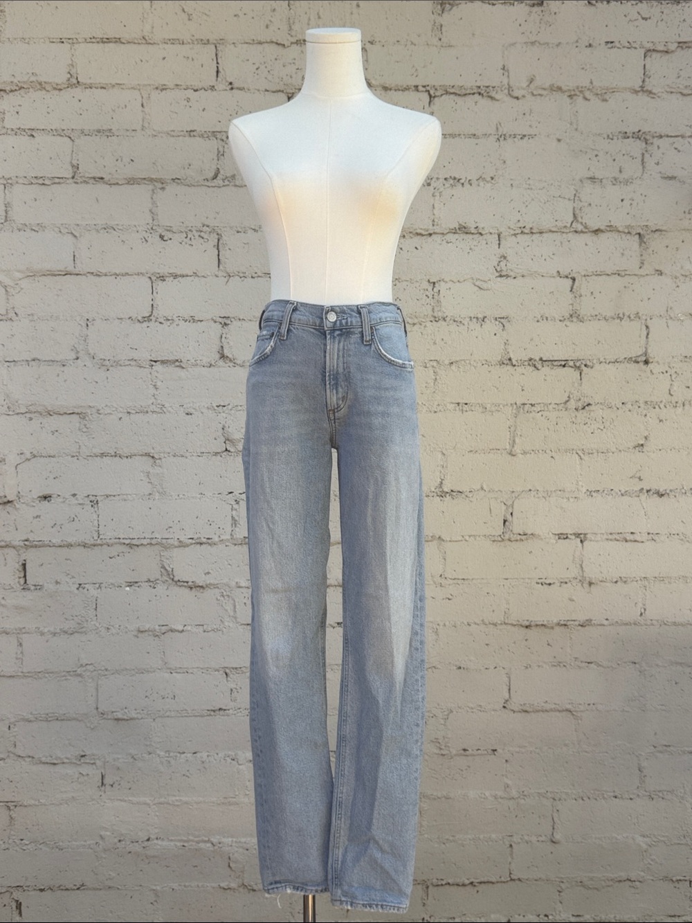Agolde Lyle Low-Rise Slim Jeans Rift Light Wash Size 25 - Picture 6 of 16